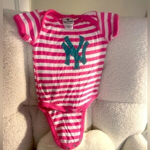 Size baby girl 6 months New York Yankees onesie